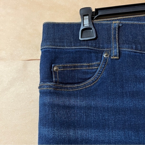 Spanx | Flare Jeans High Rise Pull-On Shaping Slimming Midnight Shade Size XL - Picture 5 of 15